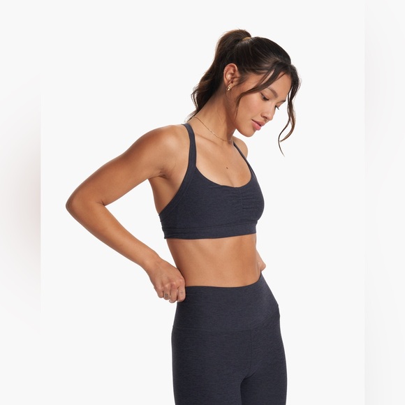 Vuori Elevation Ruched Bra in Navy Size XS - Picture 2 of 6